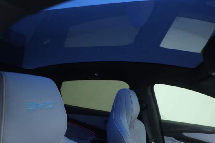 Used BYD Seal 2023 Champion Edition 700km Performance Version Interior 10