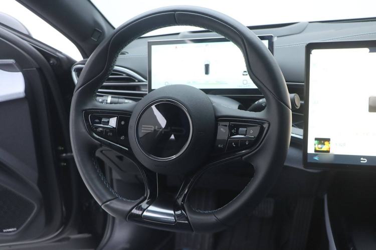 Used BYD Seal 2023 Champion Edition 700km Performance Version Interior 5