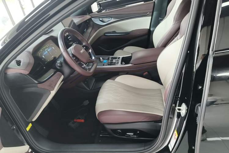Used BYD Seal 2023 DM-i 1.5T 121km Flagship Model Left Front Seat