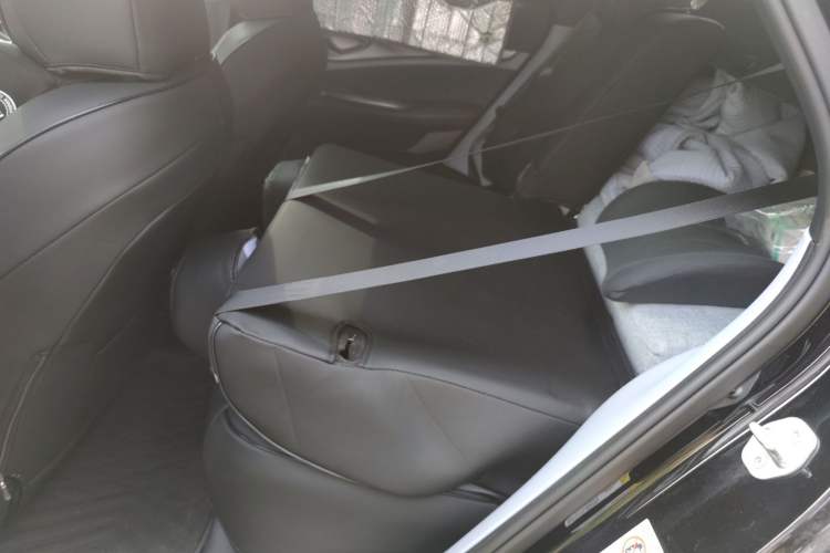 Used BYD Seal 2023 DM-i 1.5L 121km Luxury Model Left Rear Seat