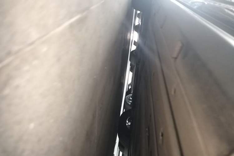 Used BYD Seal 2023 DM-i 1.5T 121km Prestige Model Left Side Sill