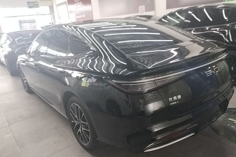 Used BYD Seal 2023 DM-i 1.5T 121km Prestige Model Rear Left 45 Deg