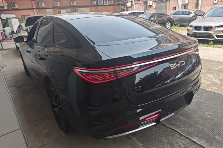 Used BYD Seal 2023 DM-i 1.5T 121km Prestige Model Rear Left 45 Deg