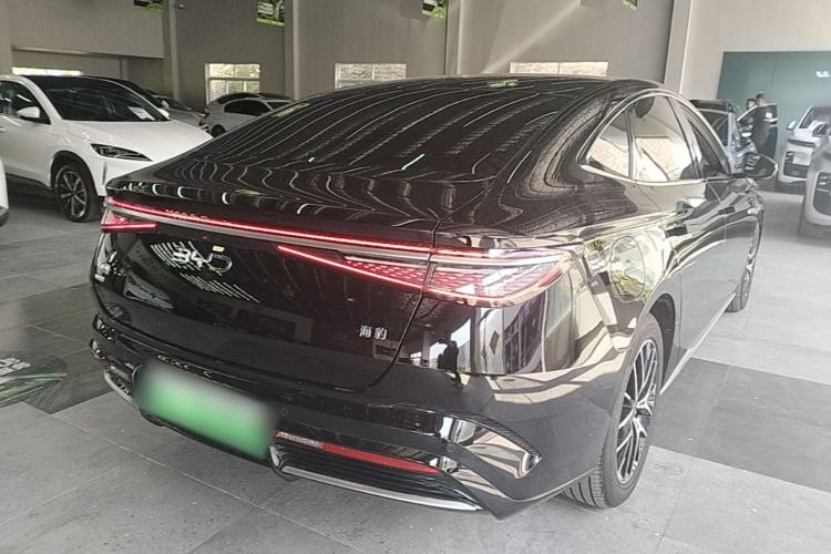 Used BYD Seal 2023 DM-i 1.5T 121km Prestige Model Rear Right 45 Deg