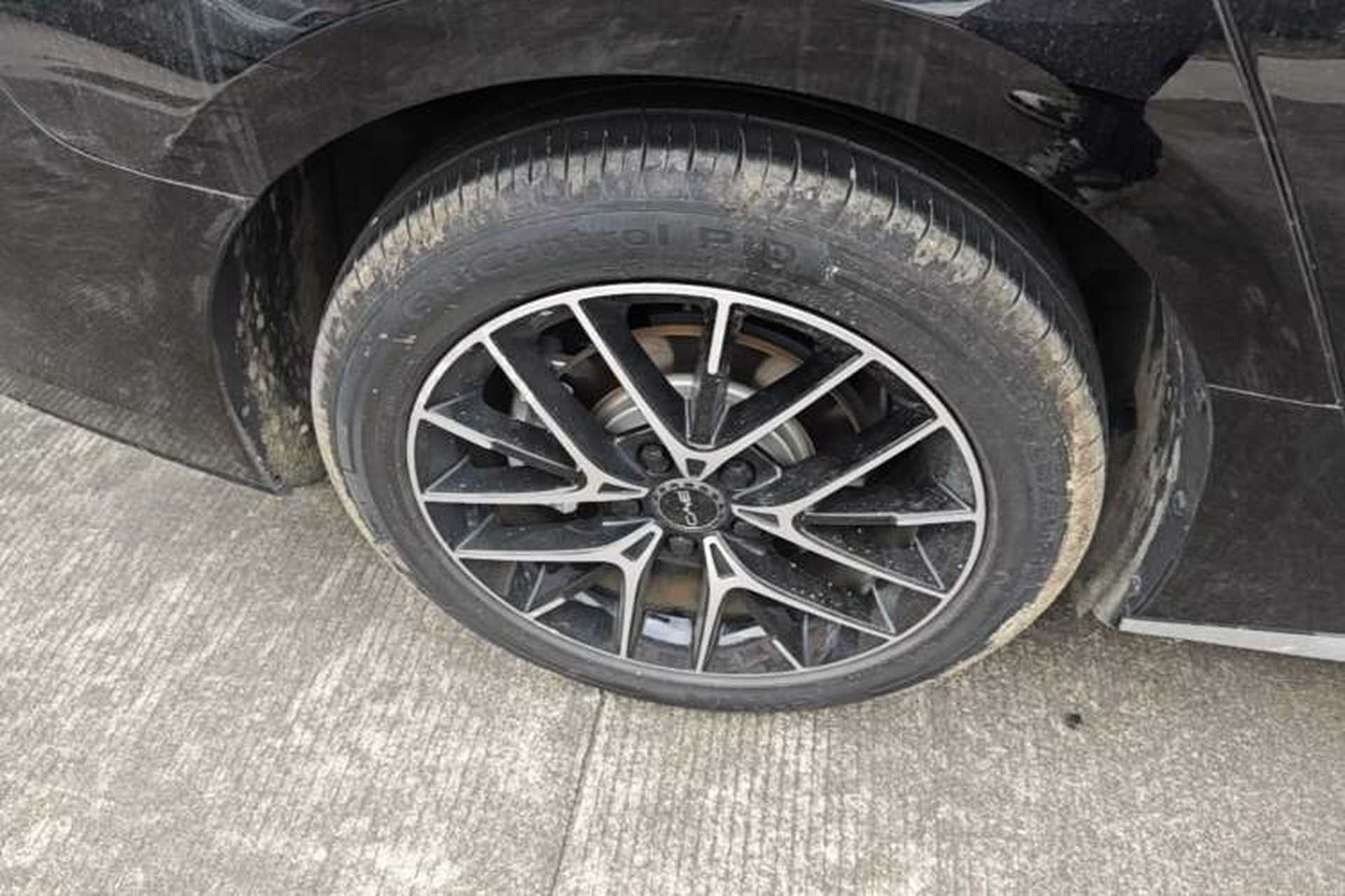 Used BYD Seal 2023 DM-i 1.5T 121km Prestige Model Right Rear Wheel Hub