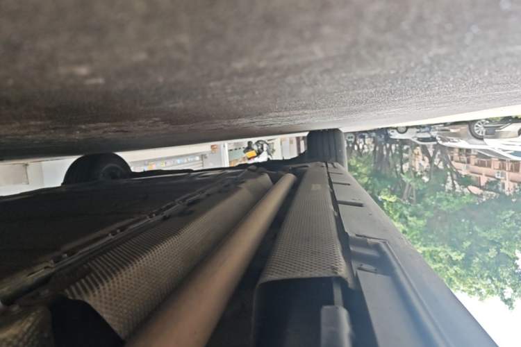 Used BYD Seal 2023 DM-i 1.5T 121km Prestige Model Right Side Sill