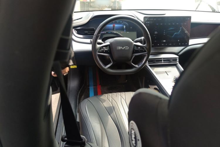 Used BYD Seal 2023 DM-i 1.5L 121km Luxury Model Steering Wheel