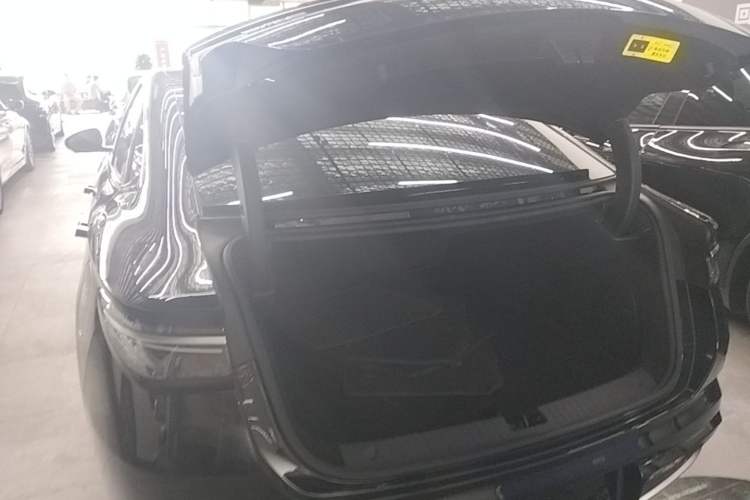 Used BYD Seal 2023 DM-i 1.5T 121km Prestige Model Trunk