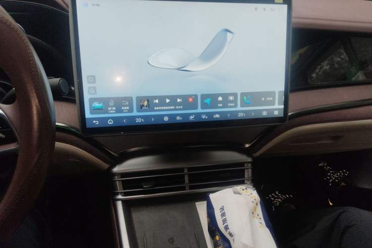 Used BYD Seal 2023 DM-i 1.5T 121km Prestige Model Audio And AC Panel