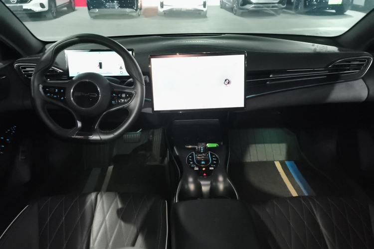 Used BYD Seal 2023 Champion Edition 700km Deluxe Model Center Console