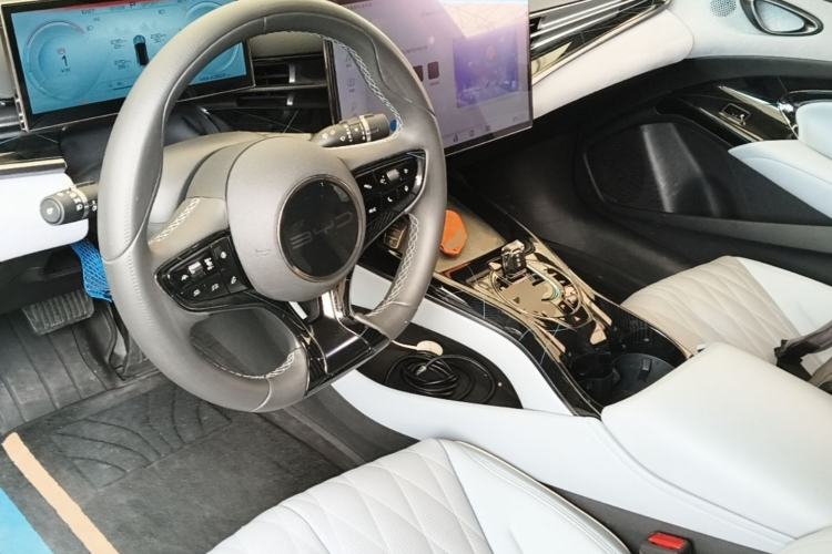 Used BYD Seal 2023 Champion Edition 700km Performance Version Center Console