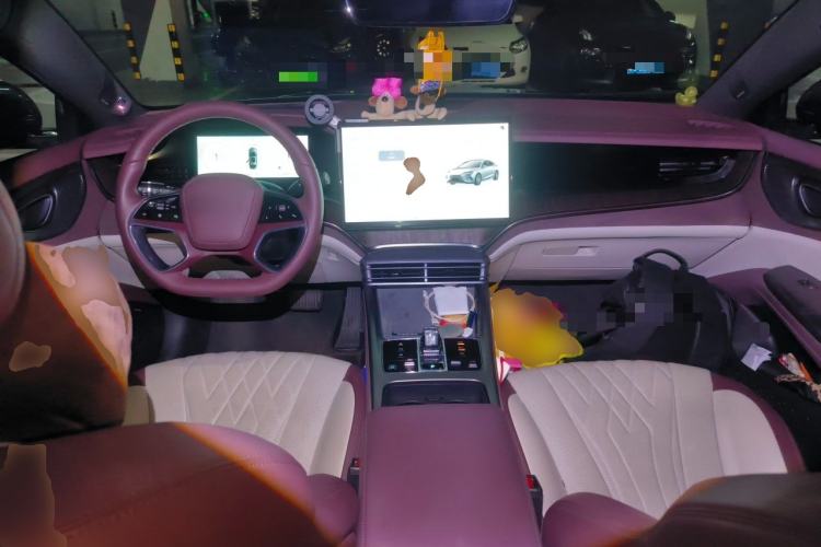 Used BYD Seal 2023 DM-i 1.5T 121km Flagship Model Center Console