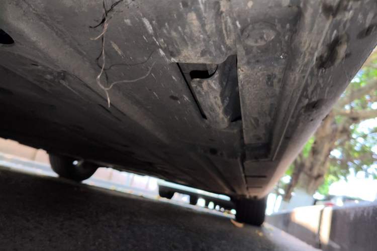 Used BYD Seal 2023 DM-i 1.5T 121km Flagship Model Chassis Front Left