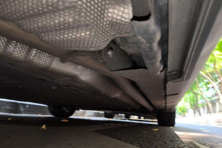 Used BYD Seal 2023 DM-i 1.5T 121km Flagship Model Chassis Rear Right