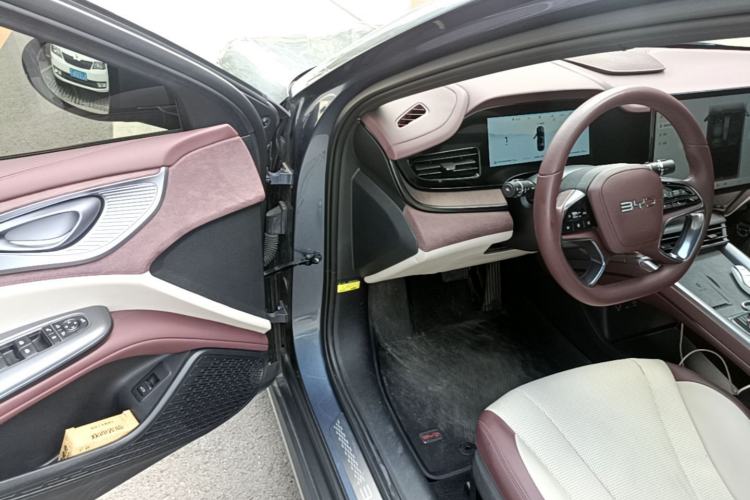 Used BYD Seal 2023 DM-i 1.5L 121km Prestige Model Driver Seat