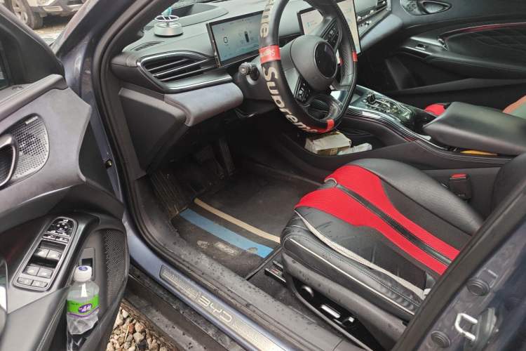 Used BYD Seal 2023 Champion Edition 700km Performance Version Driver Seat