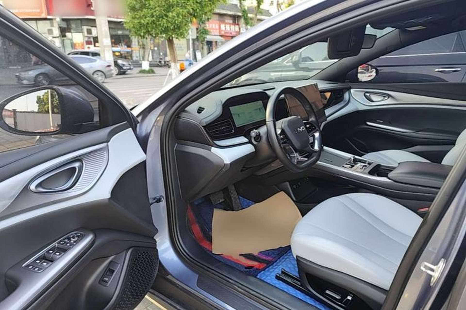 Used BYD Seal 2023 DM-i 1.5L 121km Luxury Model Driver Seat