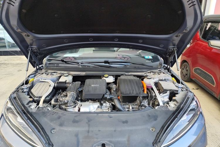 Used BYD Seal 2023 DM-i 1.5T 121km Flagship Model Engine Bay