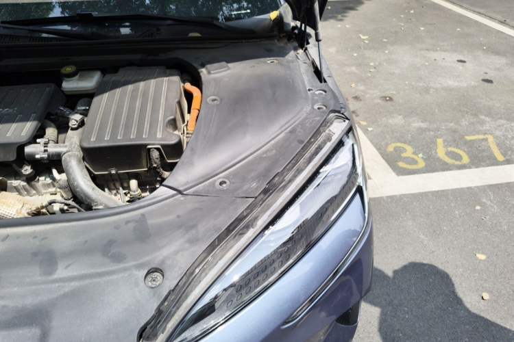 Used BYD Seal 2023 DM-i 1.5T 121km Flagship Model Engine Bay Left