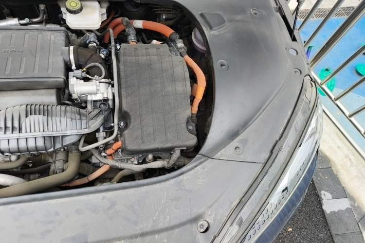 Used BYD Seal 2023 DM-i 1.5L 121km Prestige Model Engine Bay Left
