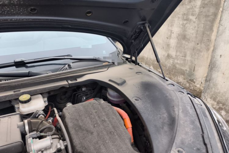 Used BYD Seal 2023 DM-i 1.5L 121km Prestige Model Engine Bay Left