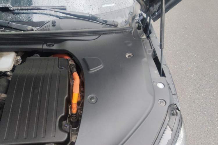 Used BYD Seal 2023 DM-i 1.5T 121km Prestige Model Engine Bay Left