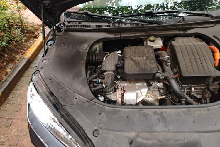Used BYD Seal 2023 DM-i 1.5T 121km Prestige Model Engine Bay Right