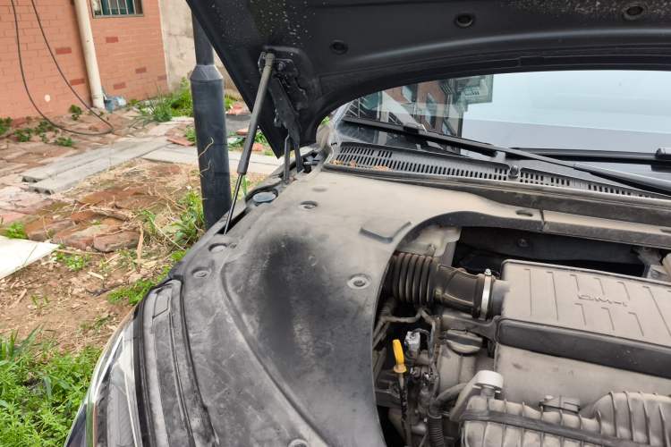 Used BYD Seal 2023 DM-i 1.5L 121km Prestige Model Engine Bay Right