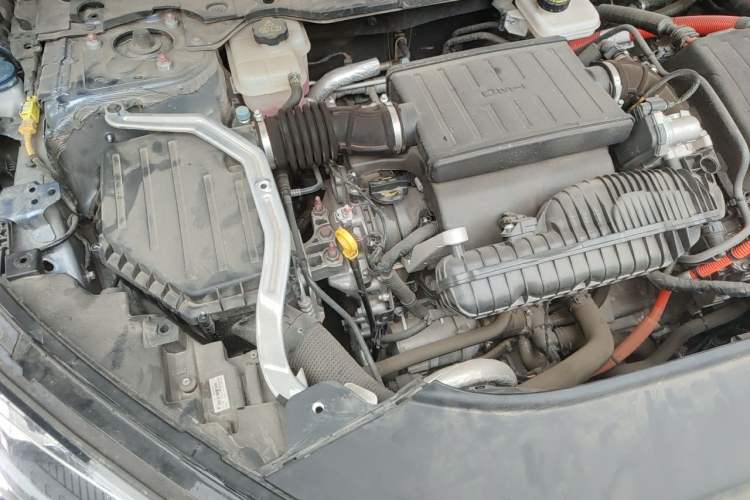 Used BYD Seal 2023 DM-i 1.5L 121km Prestige Model Engine Bay Right