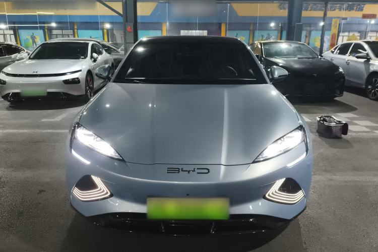 Used BYD Seal 2023 Champion Edition 700km Deluxe Model Front
