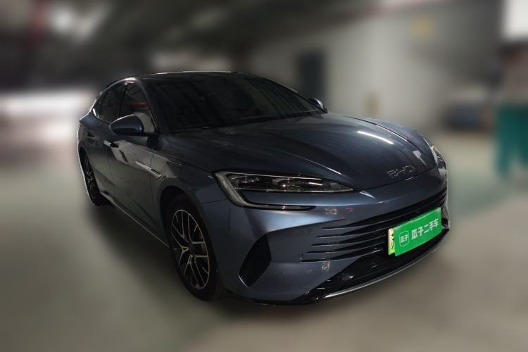 Used BYD Seal 2023 DM-i 1.5L 121km Luxury Model Front Right 45 Deg