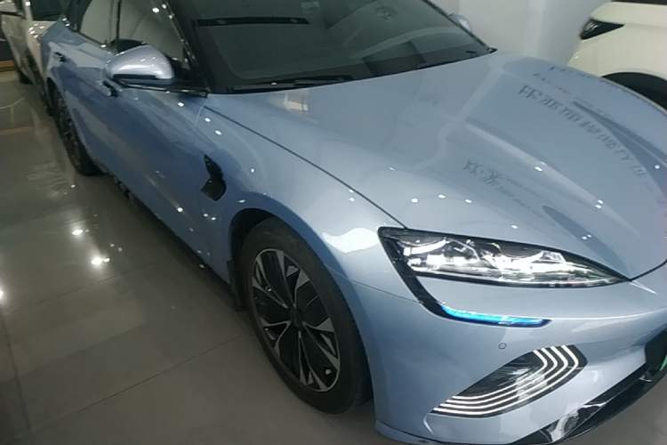 Used BYD Seal 2023 Champion Edition 550km Elite Model Front Right 45 Deg