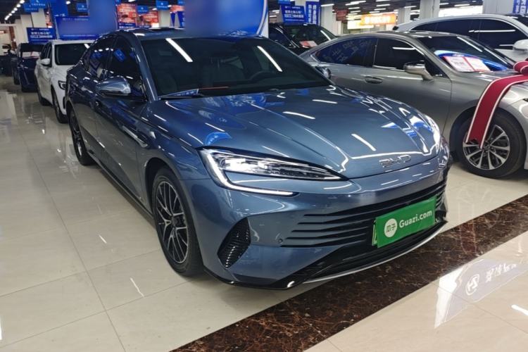 Used BYD Seal 2023 DM-i 1.5L 121km Luxury Model Front Right 45 Deg