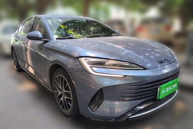 Used BYD Seal 2023 DM-i 1.5T 121km Flagship Model Front Right 45 Deg