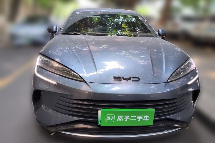 Used BYD Seal 2023 DM-i 1.5T 121km Flagship Model Front