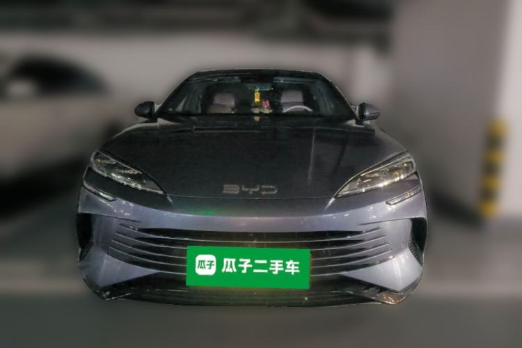 Used BYD Seal 2023 DM-i 1.5T 121km Flagship Model Front