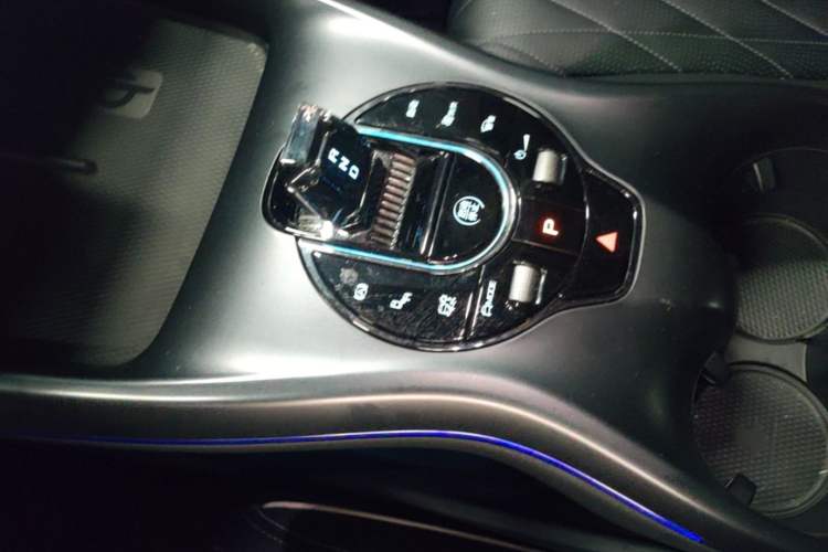 Used BYD Seal 2023 Champion Edition 700km Deluxe Model Gear Lever