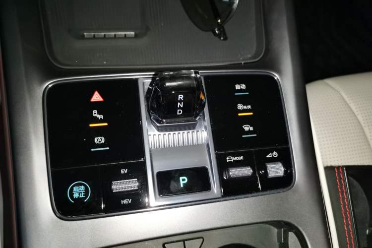Used BYD Seal 2023 DM-i 1.5L 121km Prestige Model Gear Lever