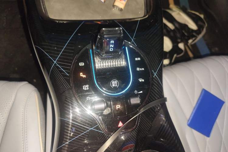 Used BYD Seal 2023 Champion Edition 700km Performance Version Gear Lever