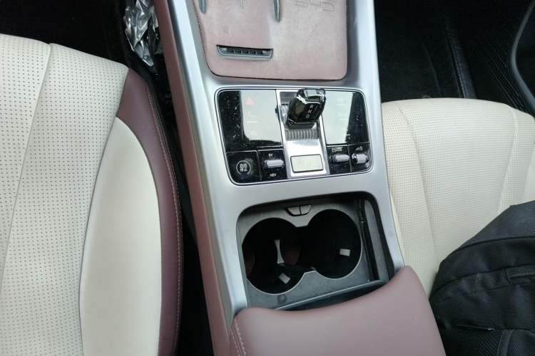 Used BYD Seal 2023 DM-i 1.5L 121km Prestige Model Gear Lever