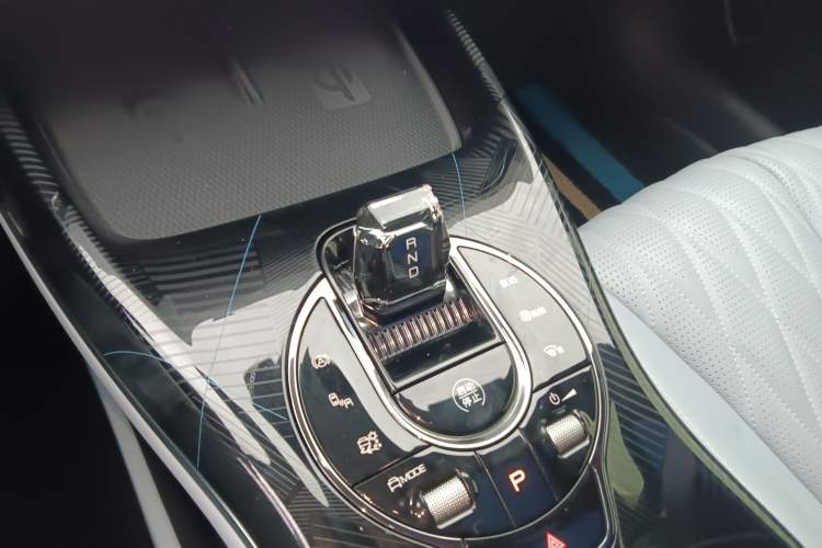 Used BYD Seal 2023 Champion Edition 700km Performance Version Gear Lever