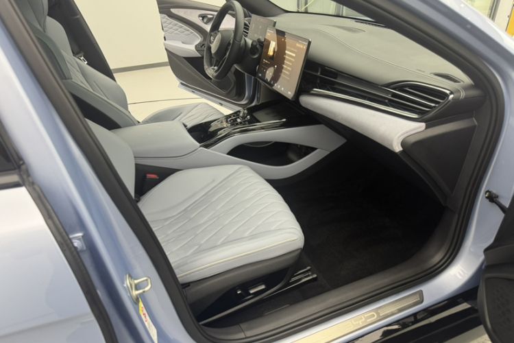 Used BYD Seal 2023 Champion Edition 550km Elite Model Interior 1