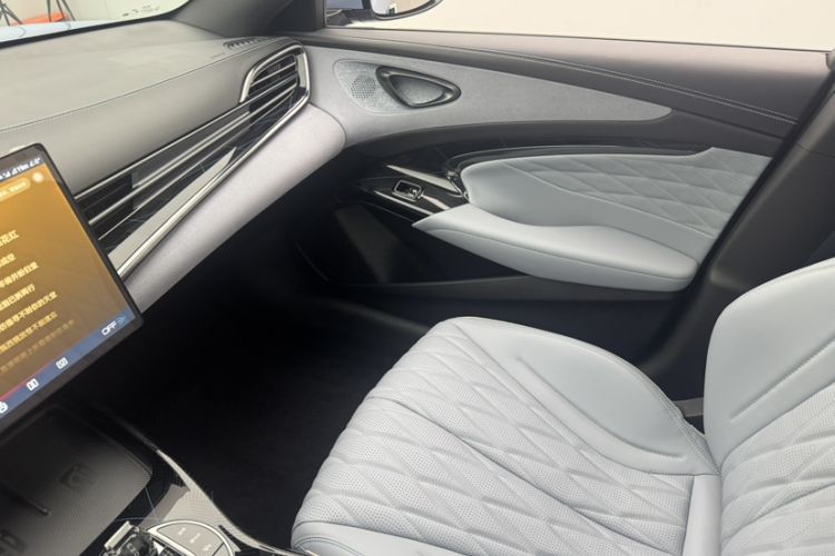 Used BYD Seal 2023 Champion Edition 550km Elite Model Interior 3