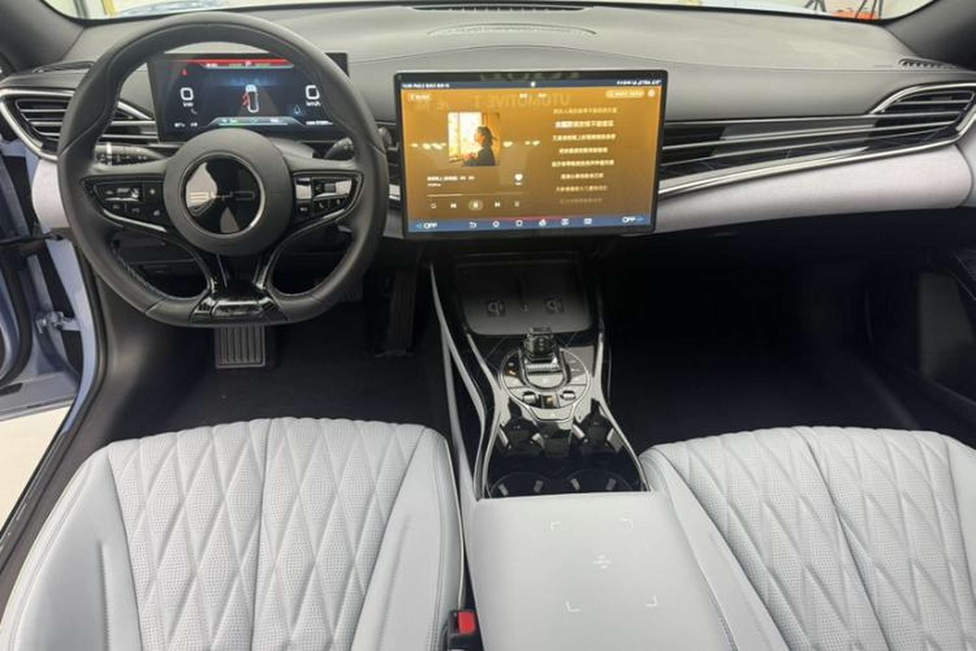 Used BYD Seal 2023 Champion Edition 550km Elite Model Interior 4