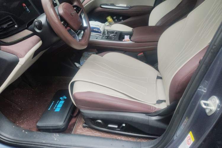 Used BYD Seal 2023 DM-i 1.5T 121km Prestige Model Left Front Seat