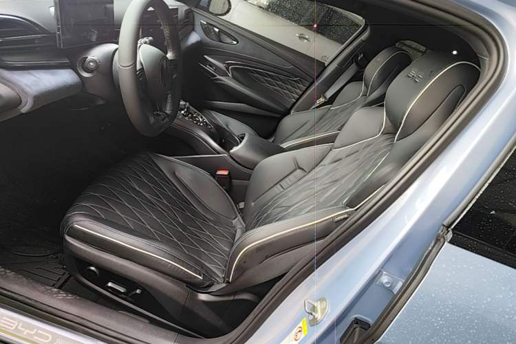 Used BYD Seal 2023 Champion Edition 700km Performance Version Left Front Seat