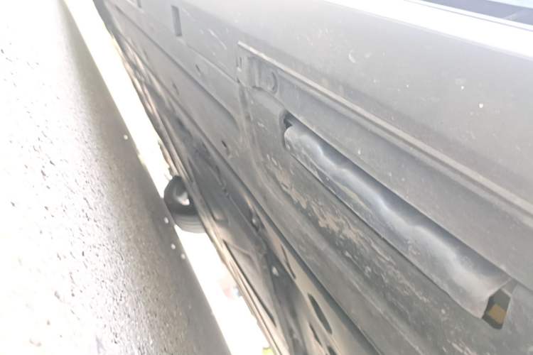 Used BYD Seal 2023 DM-i 1.5L 121km Prestige Model Left Side Sill