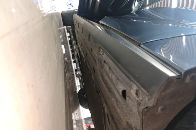 Used BYD Seal 2023 DM-i 1.5L 121km Luxury Model Left Side Sill