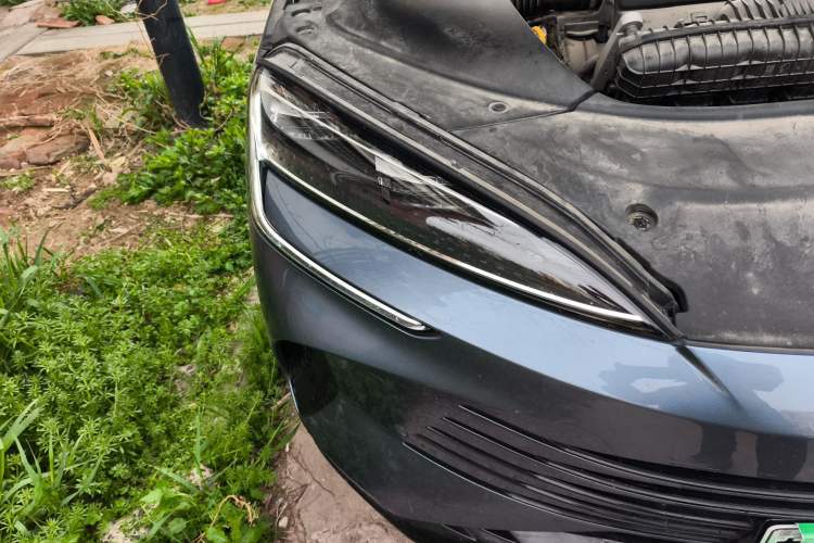 Used BYD Seal 2023 DM-i 1.5L 121km Prestige Model Right Front Headlight