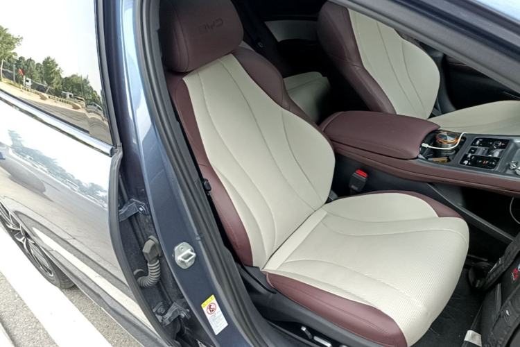 Used BYD Seal 2023 DM-i 1.5L 121km Prestige Model Right Front Seat